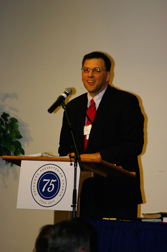 Moderator Olinger