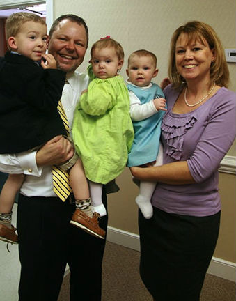 Arie and Wilma van Eyk with their grandchildren